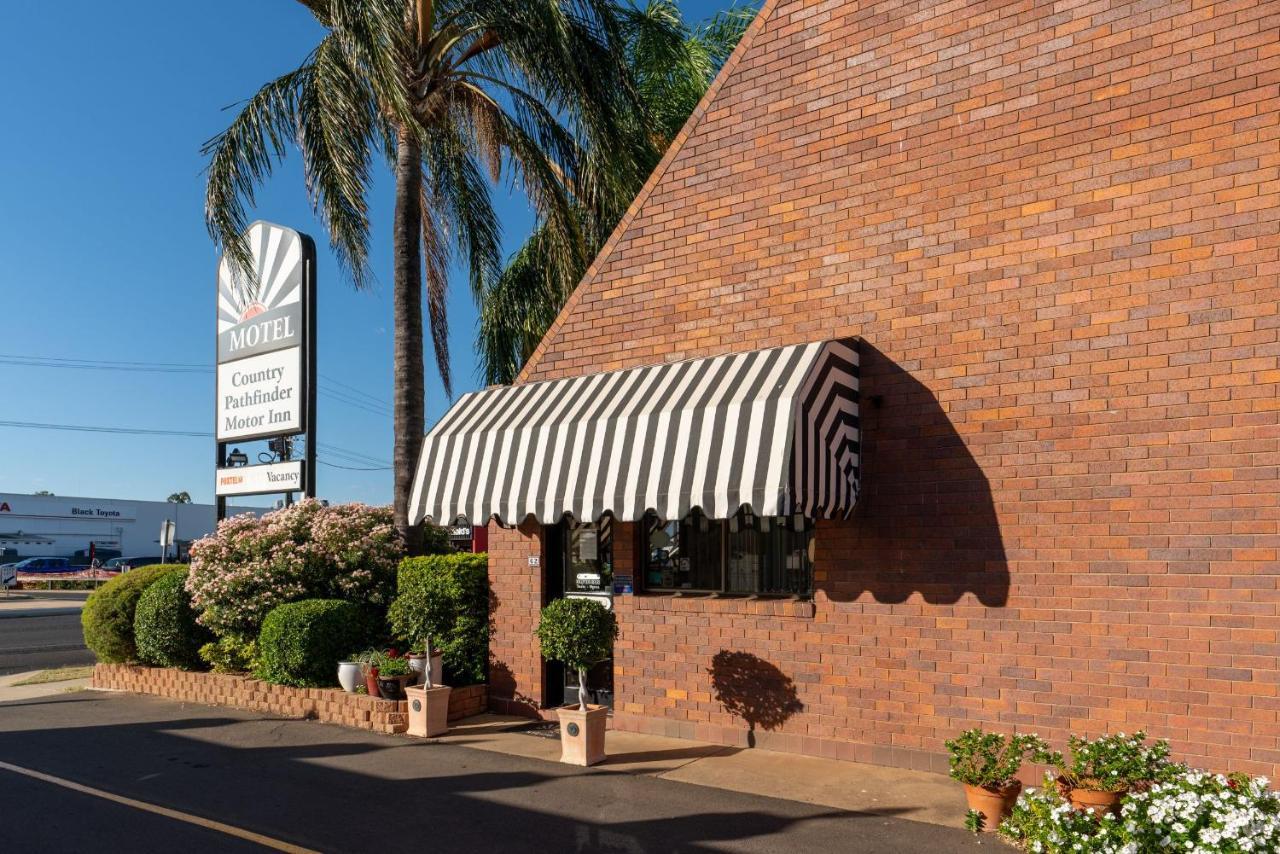 Country Pathfinder Motor Inn Dalby Buitenkant foto