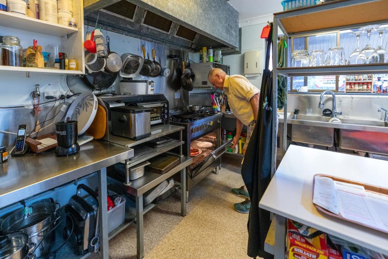 Country Pathfinder Motor Inn Dalby Buitenkant foto