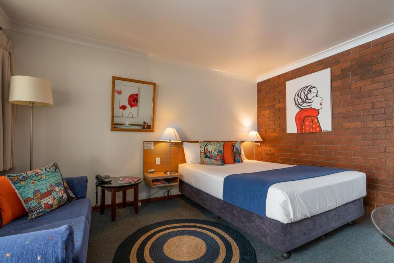 Country Pathfinder Motor Inn Dalby Buitenkant foto