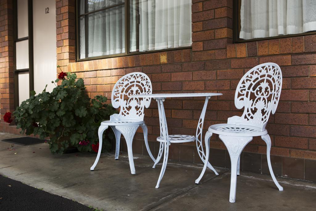 Country Pathfinder Motor Inn Dalby Buitenkant foto